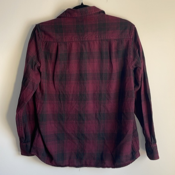 Tilley Flannel Plaid Button Up - Size small - Purple/Maroon & Black - Cotton - Picture 2 of 6